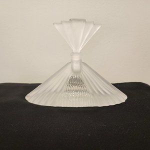 Vintage Silvestri Art Deco Style Perfume Bottle with Stopper